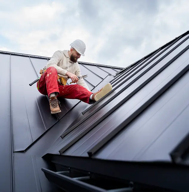 Reliable Roof Eaves Repair Company in McHenry, IL: Protecting Your Home's Edge