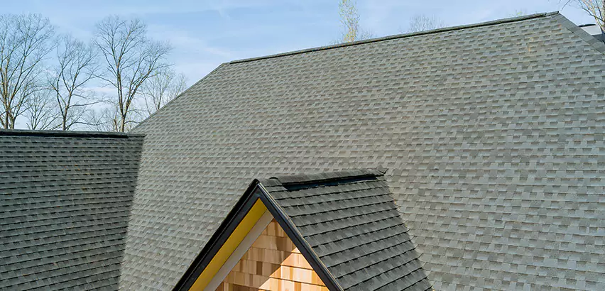 Replacing Vinyl Siding With Cedar Shingles in McHenry